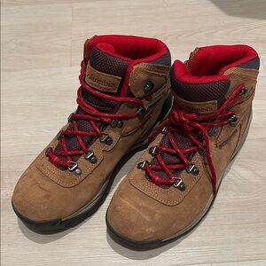 Columbia Women’s Brown Hiking Boots
